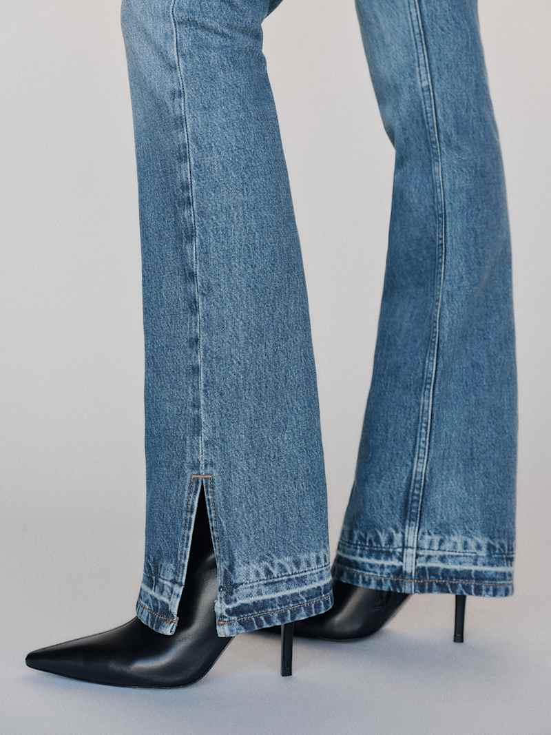 Blair High Rise Baby Bootcut Jeans Reformation – jean bootcut taille haute, coloris Vintage Embree – vue 2