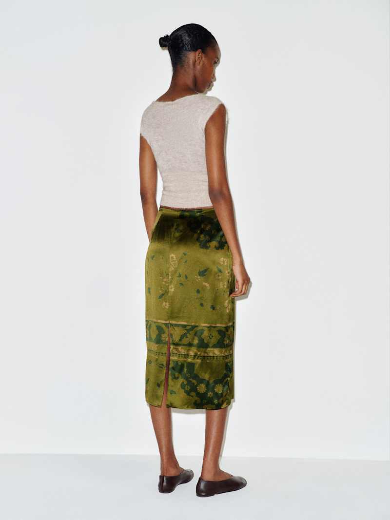 Helen Low Waist Silk Midi Skirt Reformation – jupe midi en soie, coloris Emerald Tapestry – vue 4