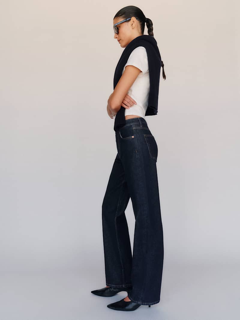 Miles Stretch Mid Rise Straight Leg Jeans Reformation – jean droit taille mi-haute, coloris Discovery – vue 5