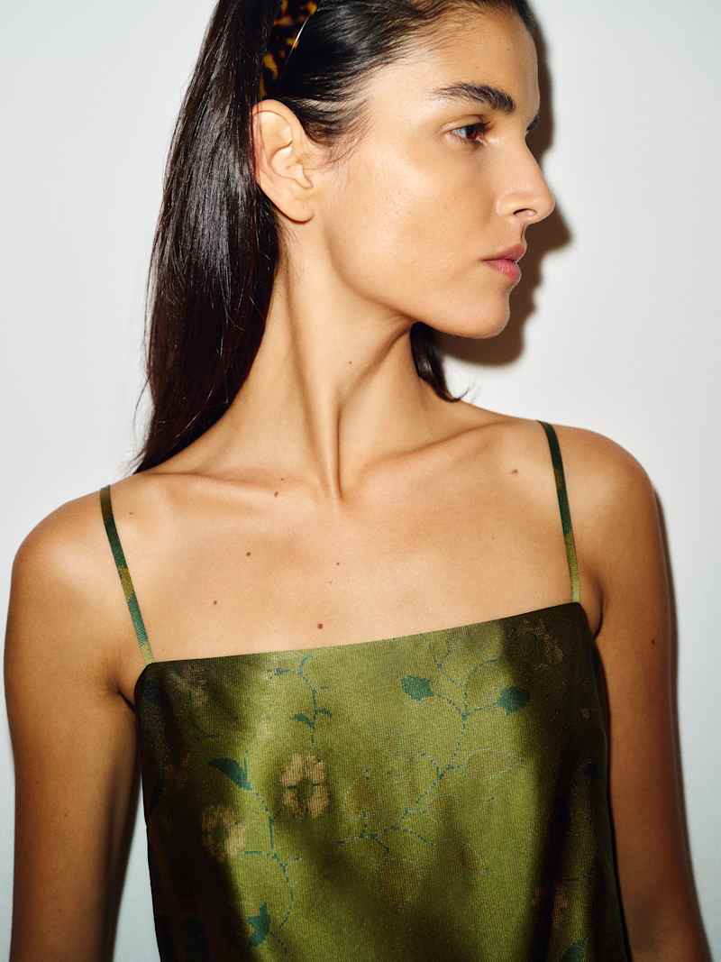 Ofelia Silk Dress Reformation – robe en soie, coloris Emerald Tapestry – vue 3