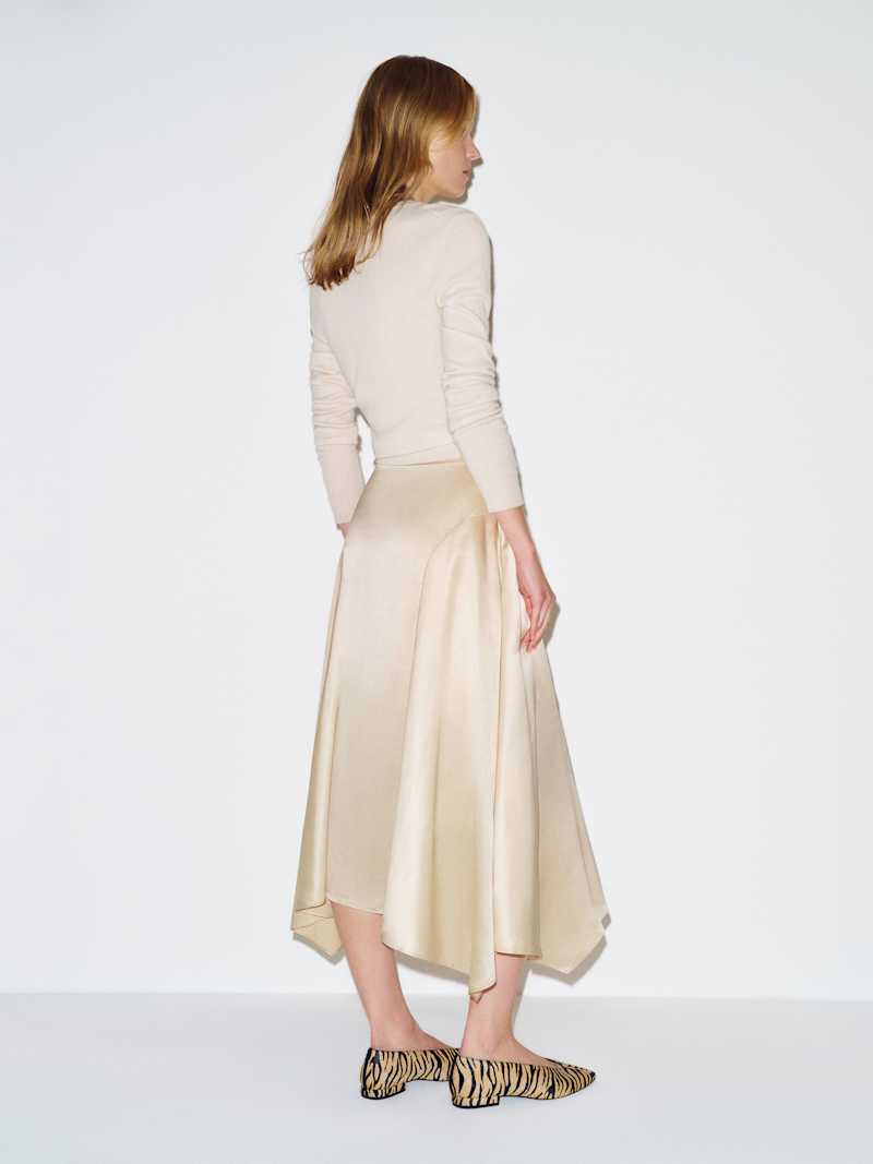 Mccall Silk Skirt Reformation – jupe en soie, coloris Almond – vue 4