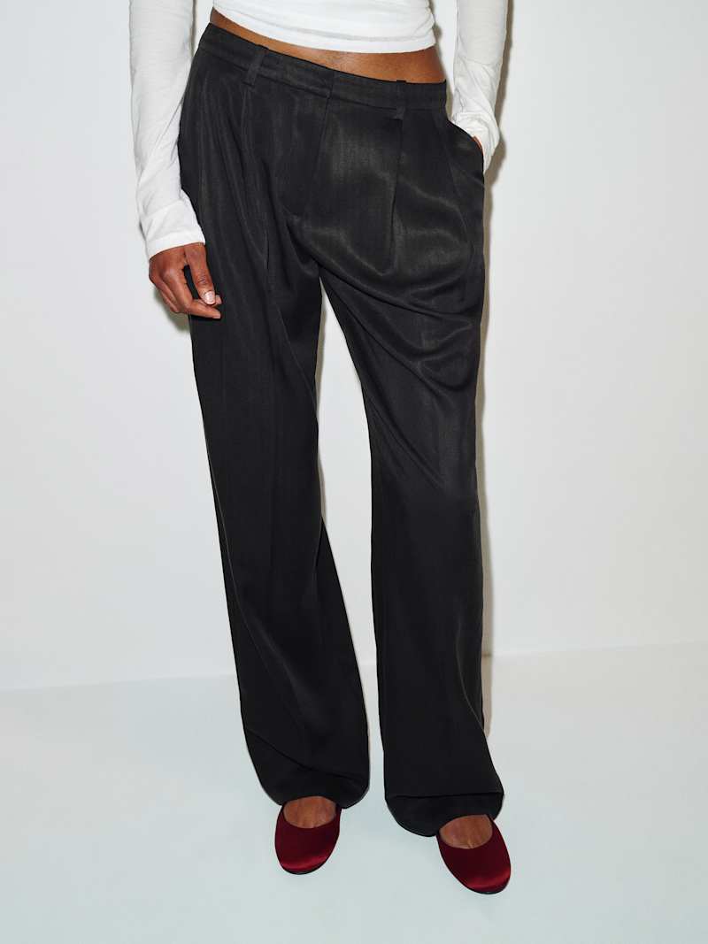 Frances Low Rise Relaxed Short Pant