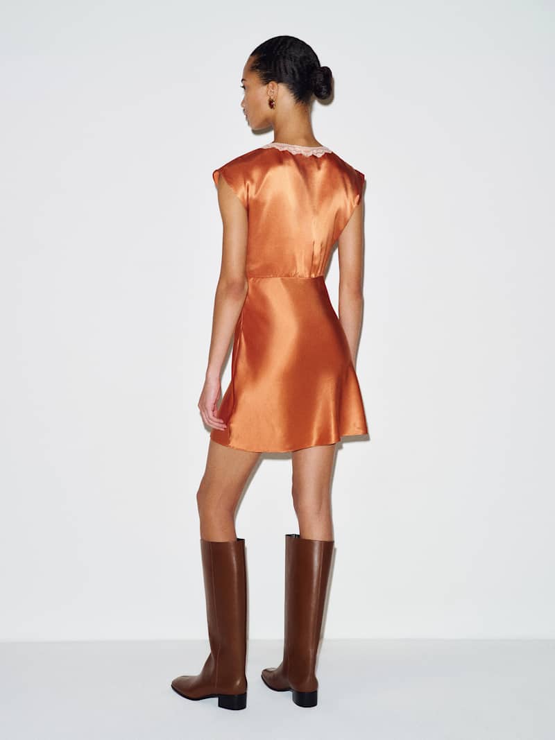 Ariette Silk Dress Reformation – robe en soie, coloris Ember – vue 4