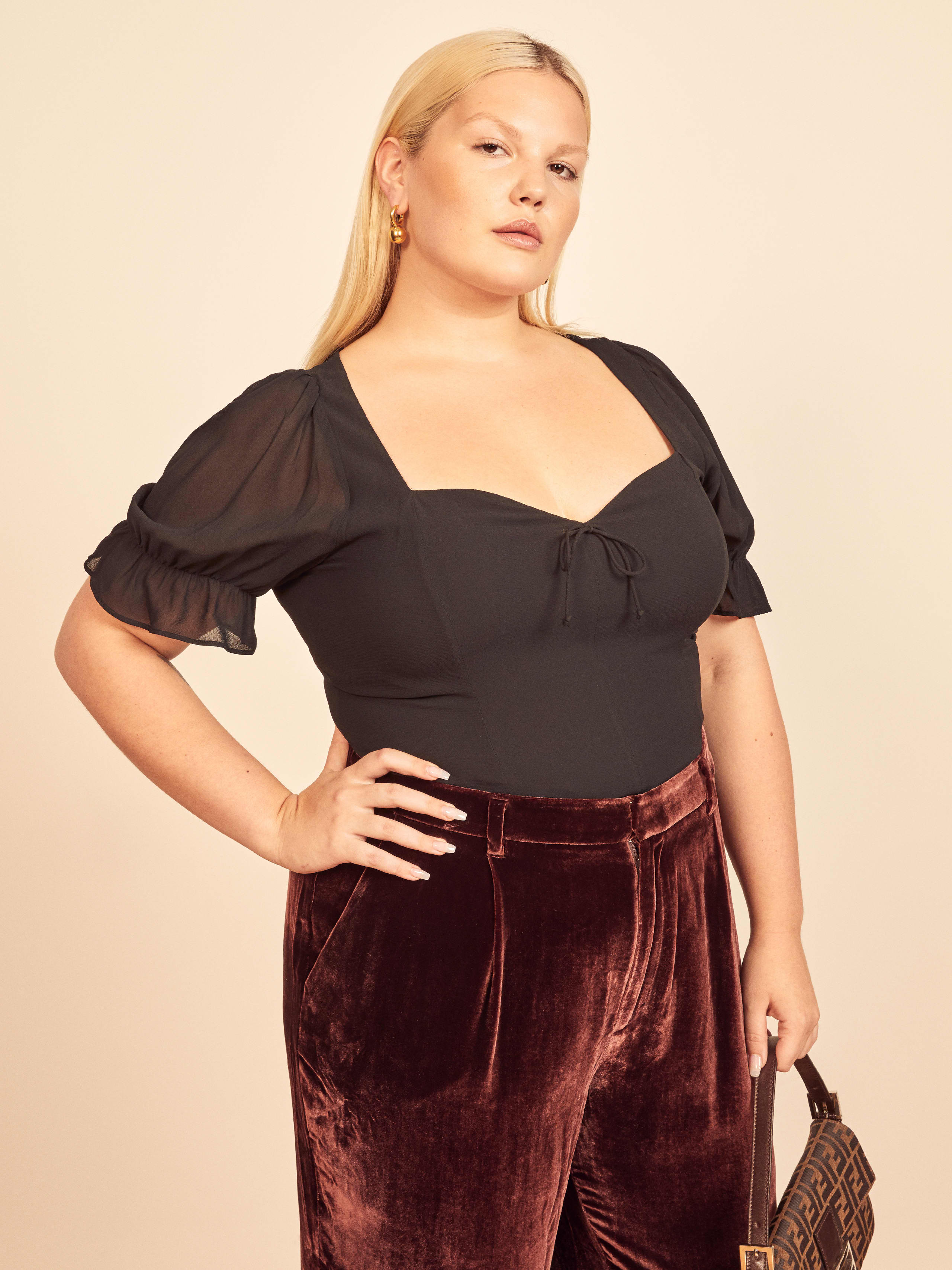 Black Delevan Top Es