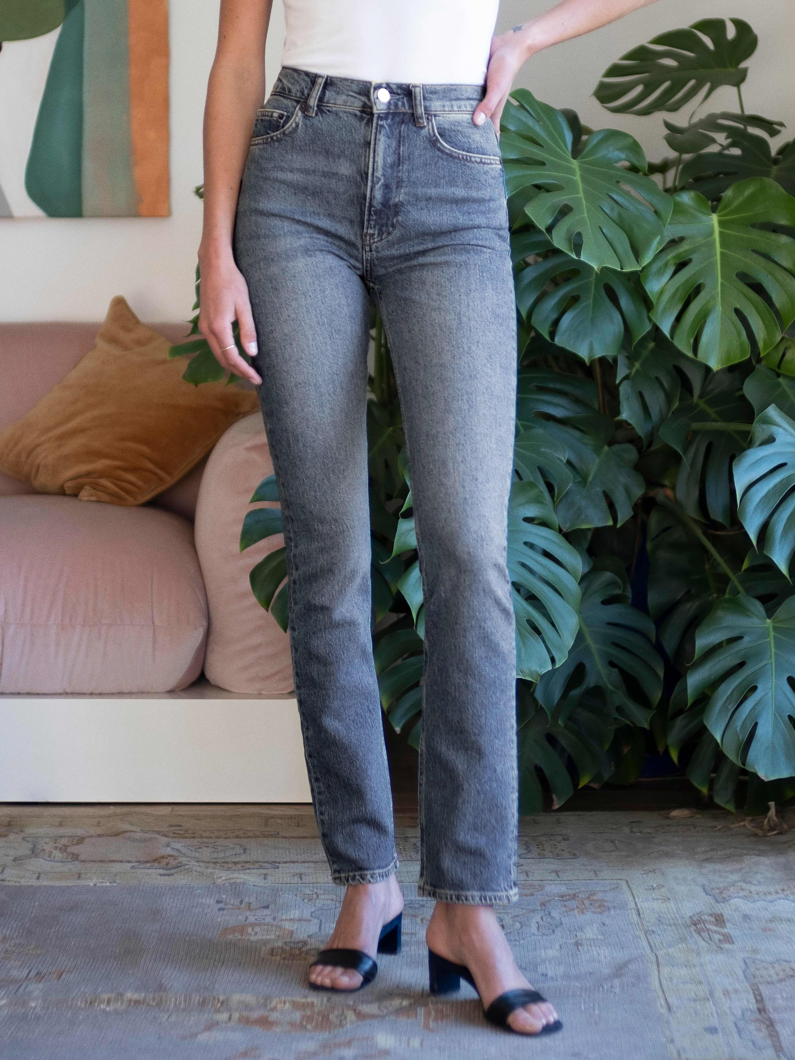 liza ultra high rise straight jeans