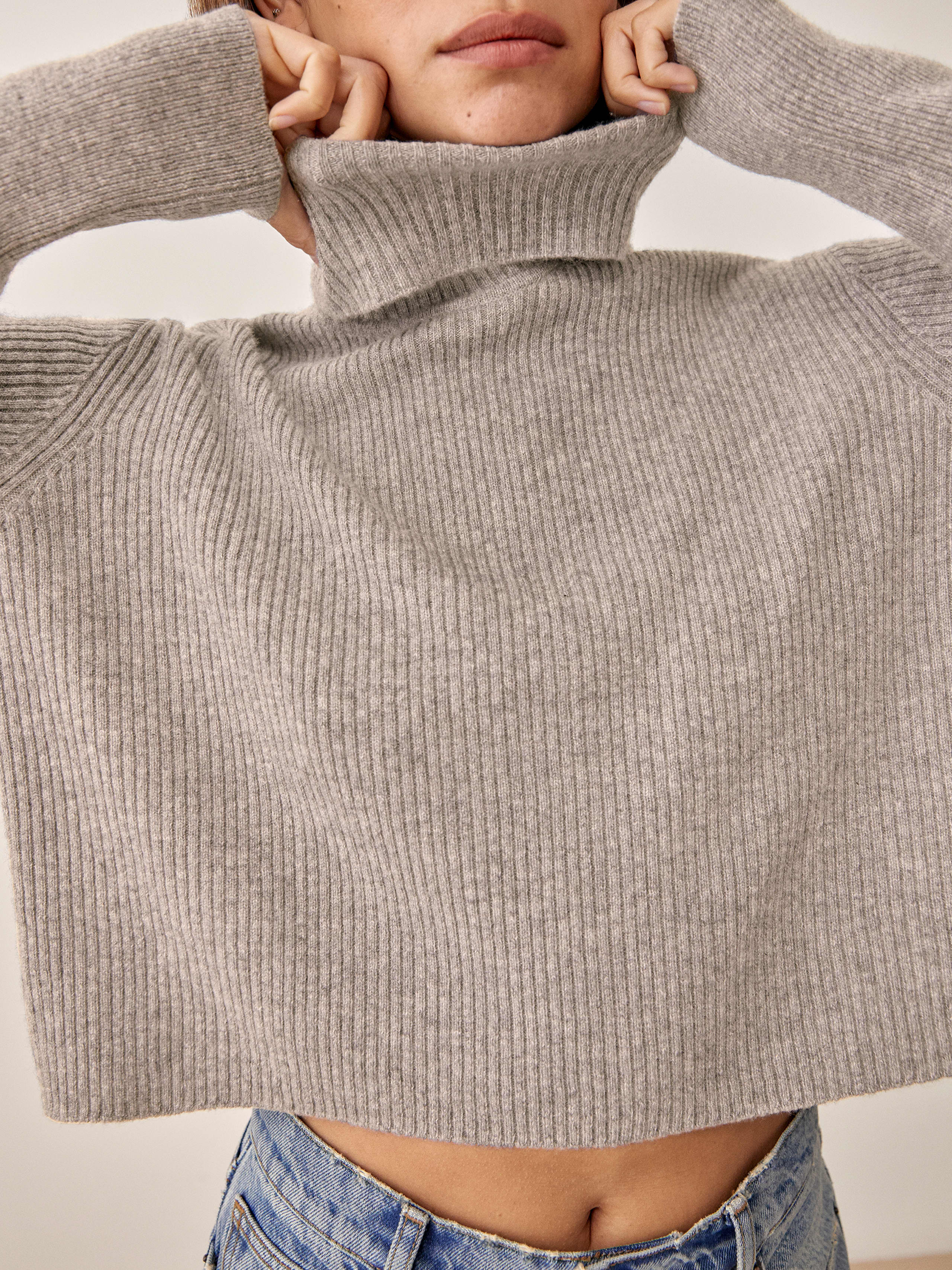Dark Grey Luisa Cropped Cashmere Sweater