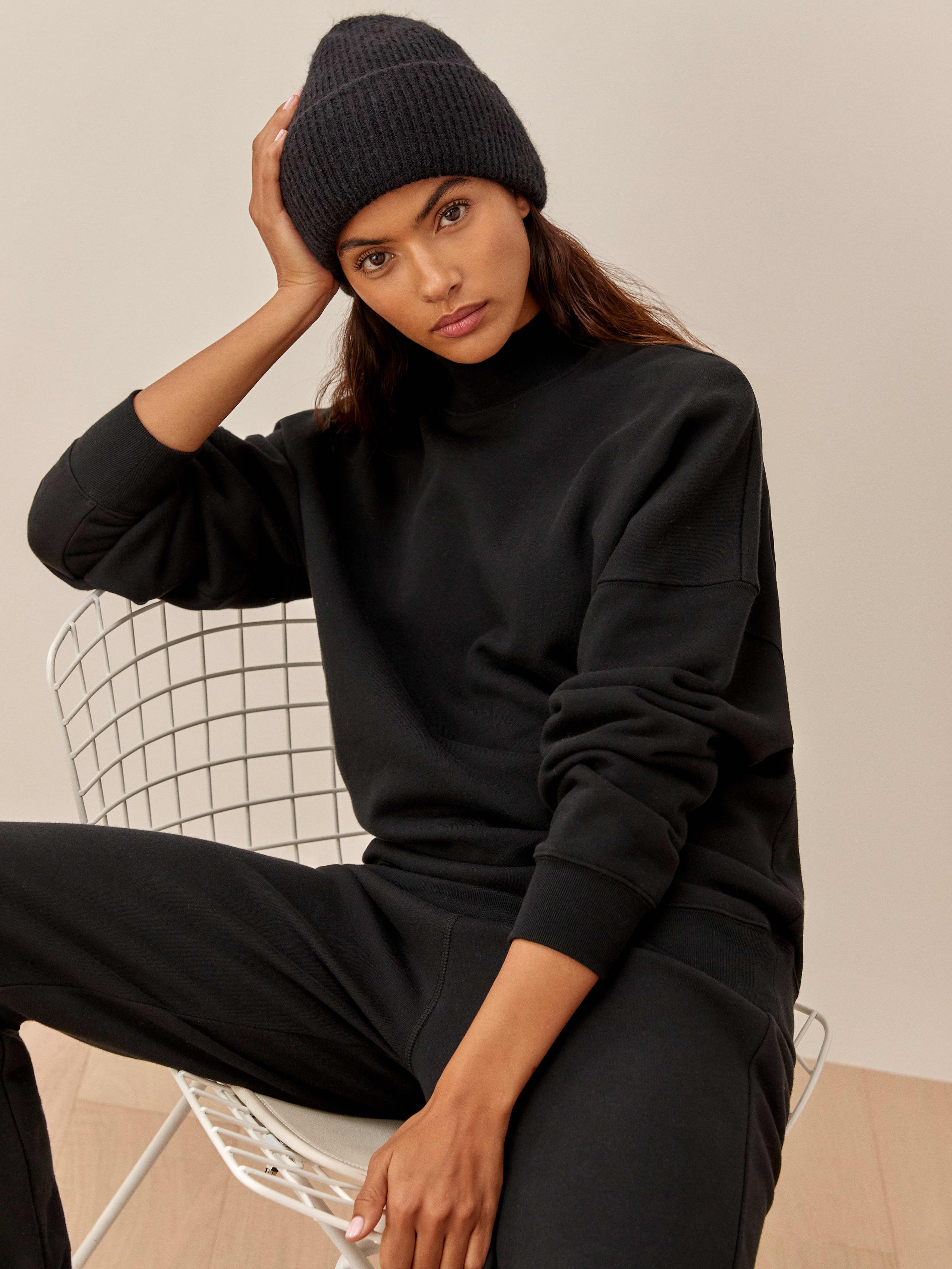 sweatshirt with mock neck
