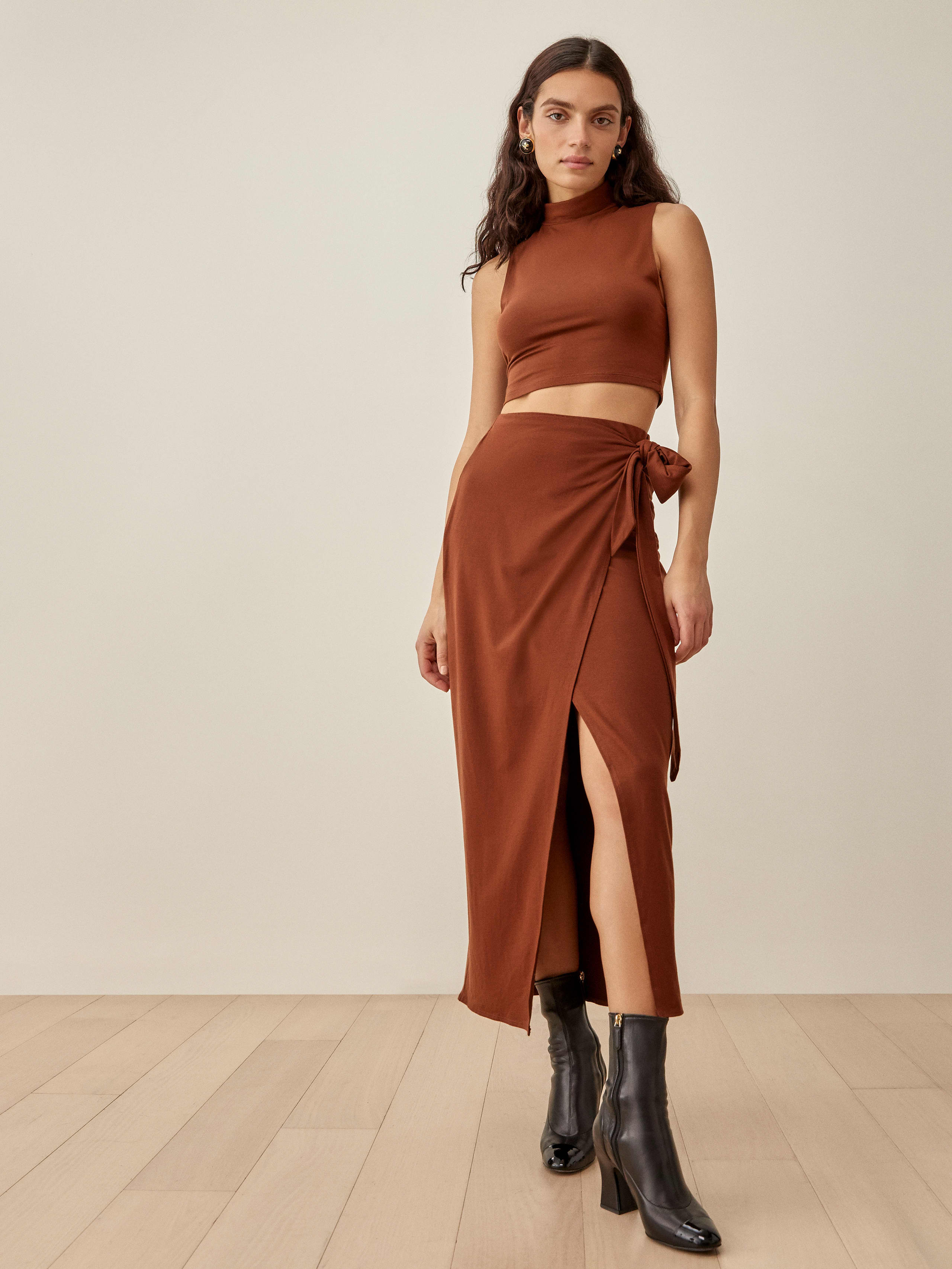 Chestnut Robinson Two Piece