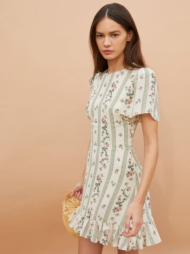 dresses similar to reformation
