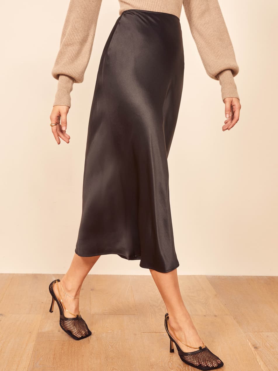 Reformation slip skirt clearance