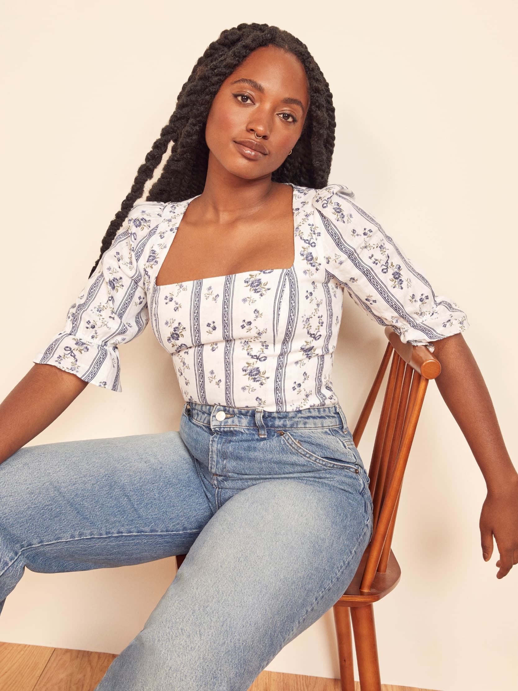 Roquefort Flower Top