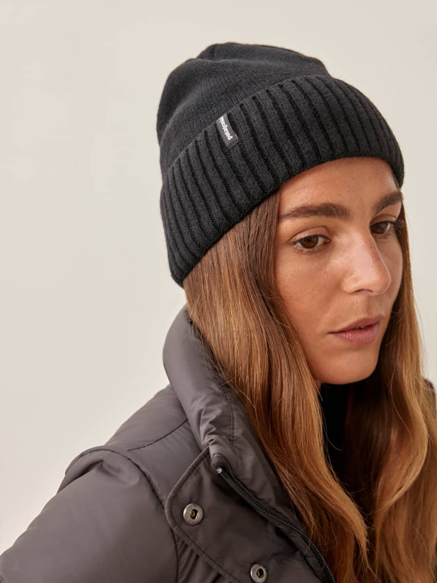 patagonia brodeo beanie