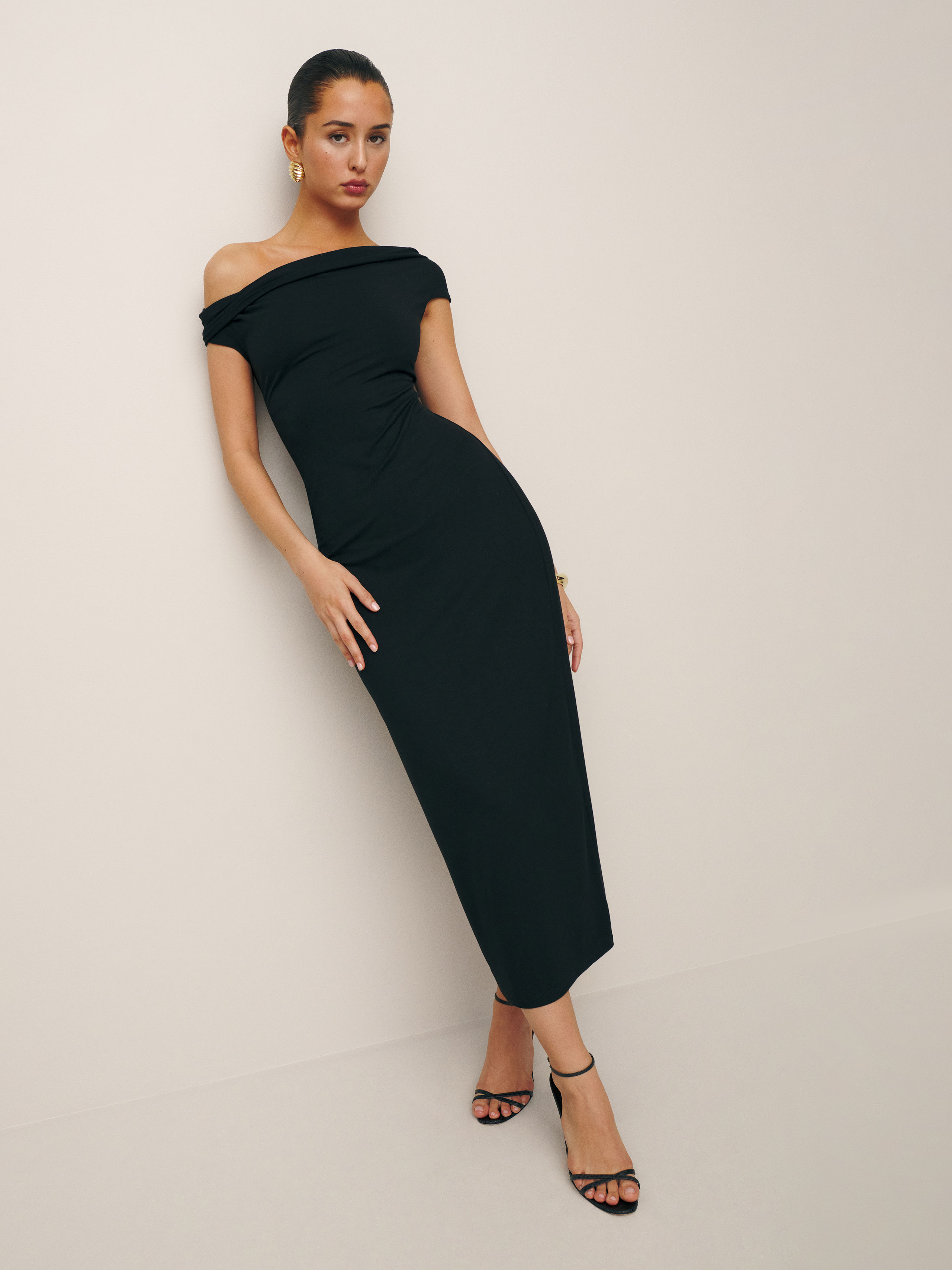 Jamen Knit Dress - Short Sleeve Midi 